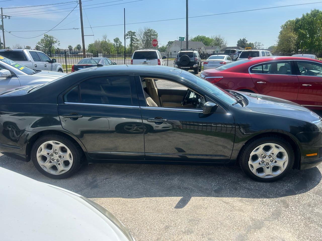 Ford Fusion 4dr Sdn SE FWD 2010