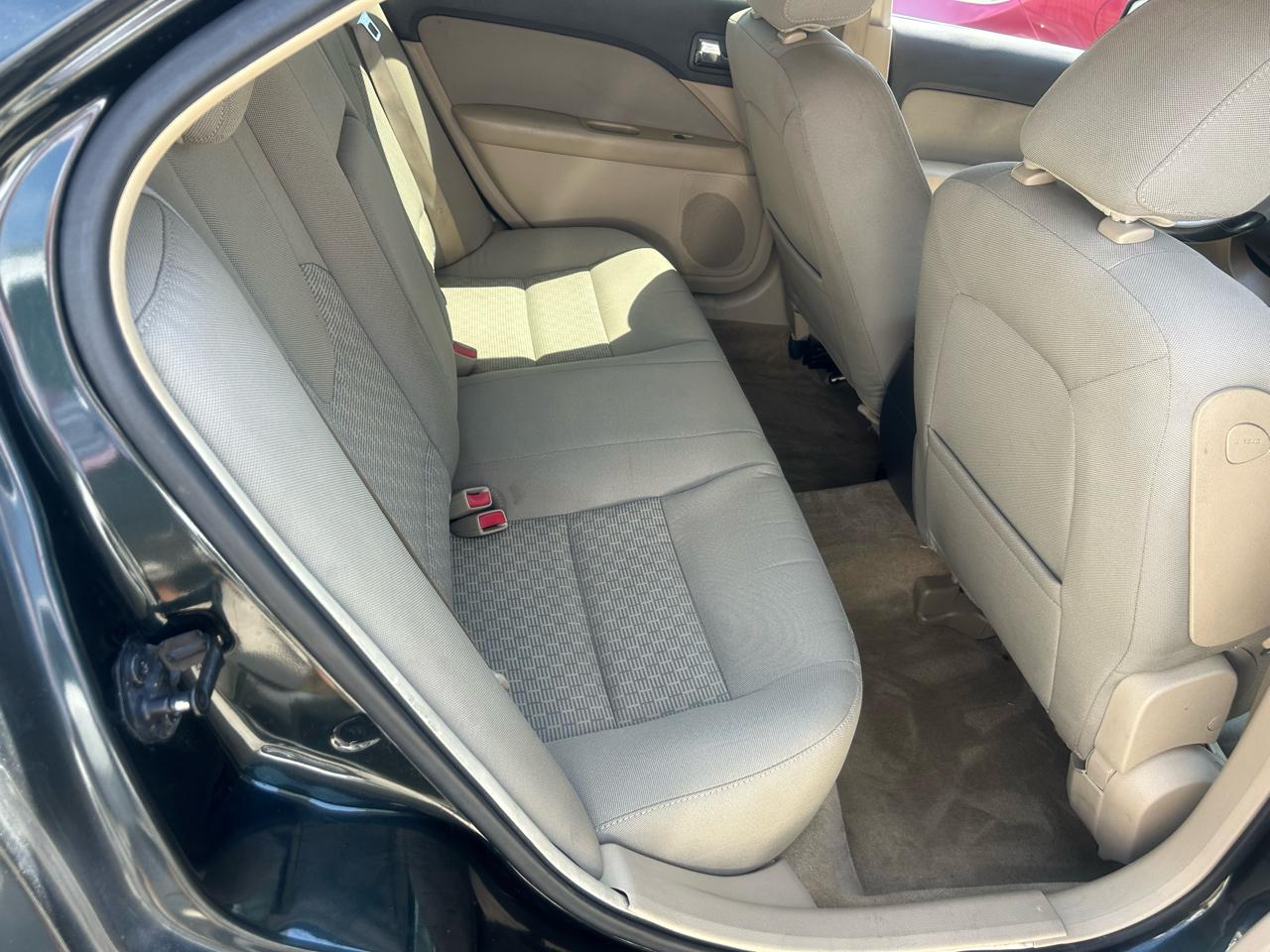 Ford Fusion 4dr Sdn SE FWD 2010