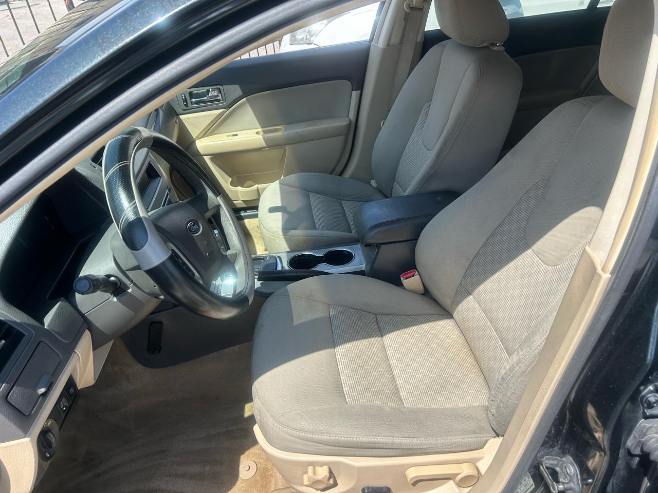 Ford Fusion 4dr Sdn SE FWD 2010