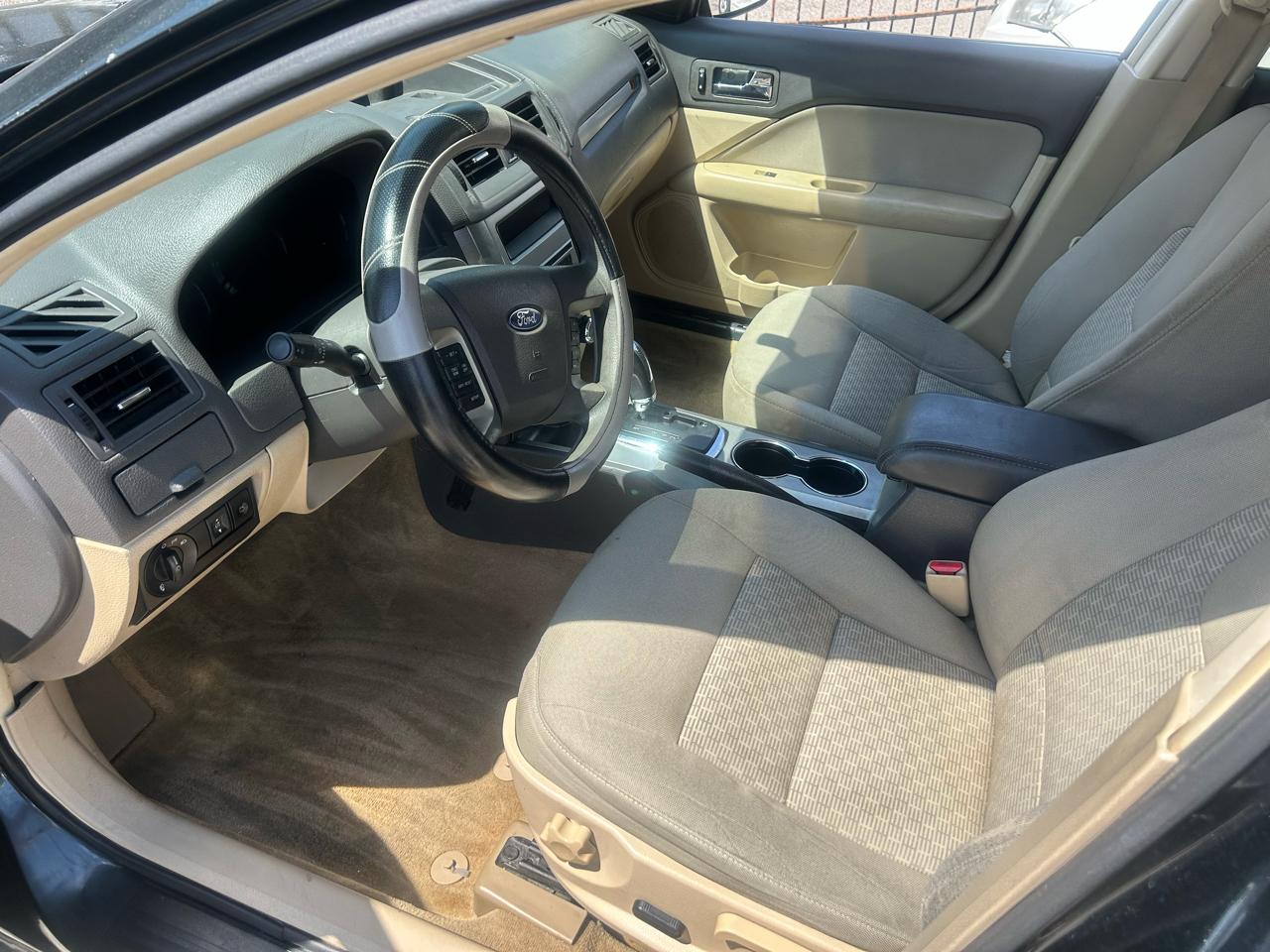 Ford Fusion 4dr Sdn SE FWD 2010