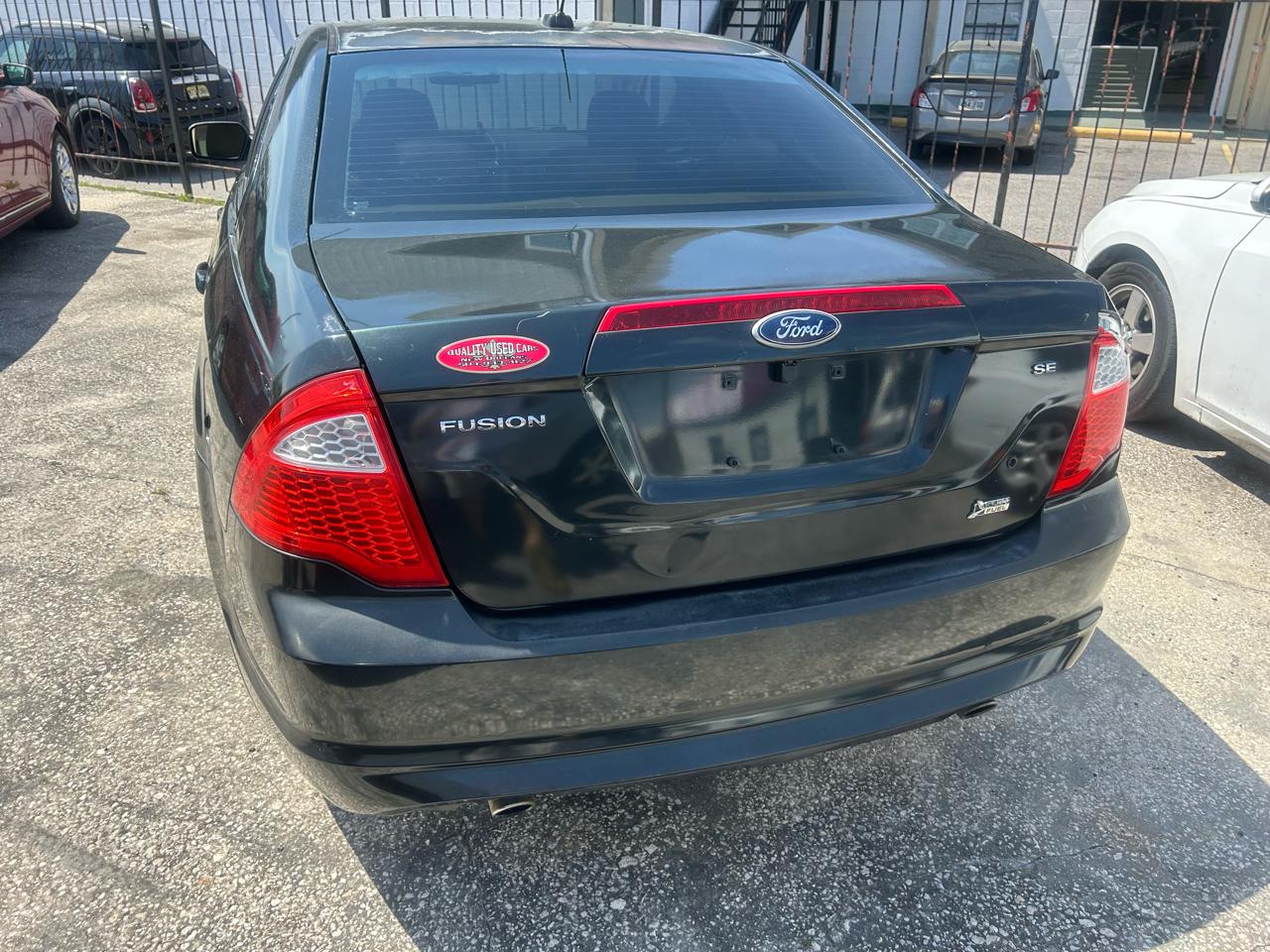 Ford Fusion 4dr Sdn SE FWD 2010