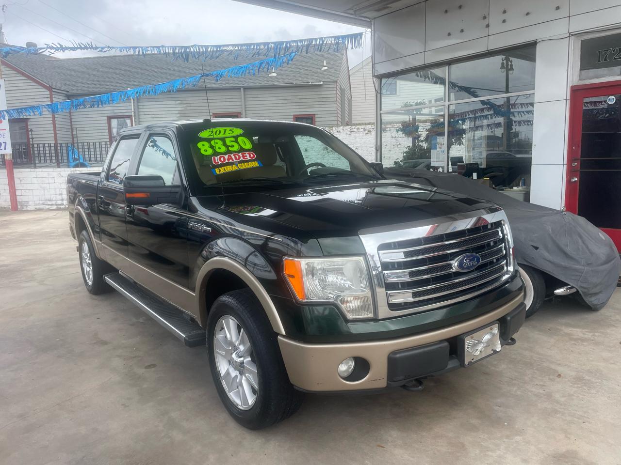 2013 Ford F-150 4WD SuperCrew 145" Platinum