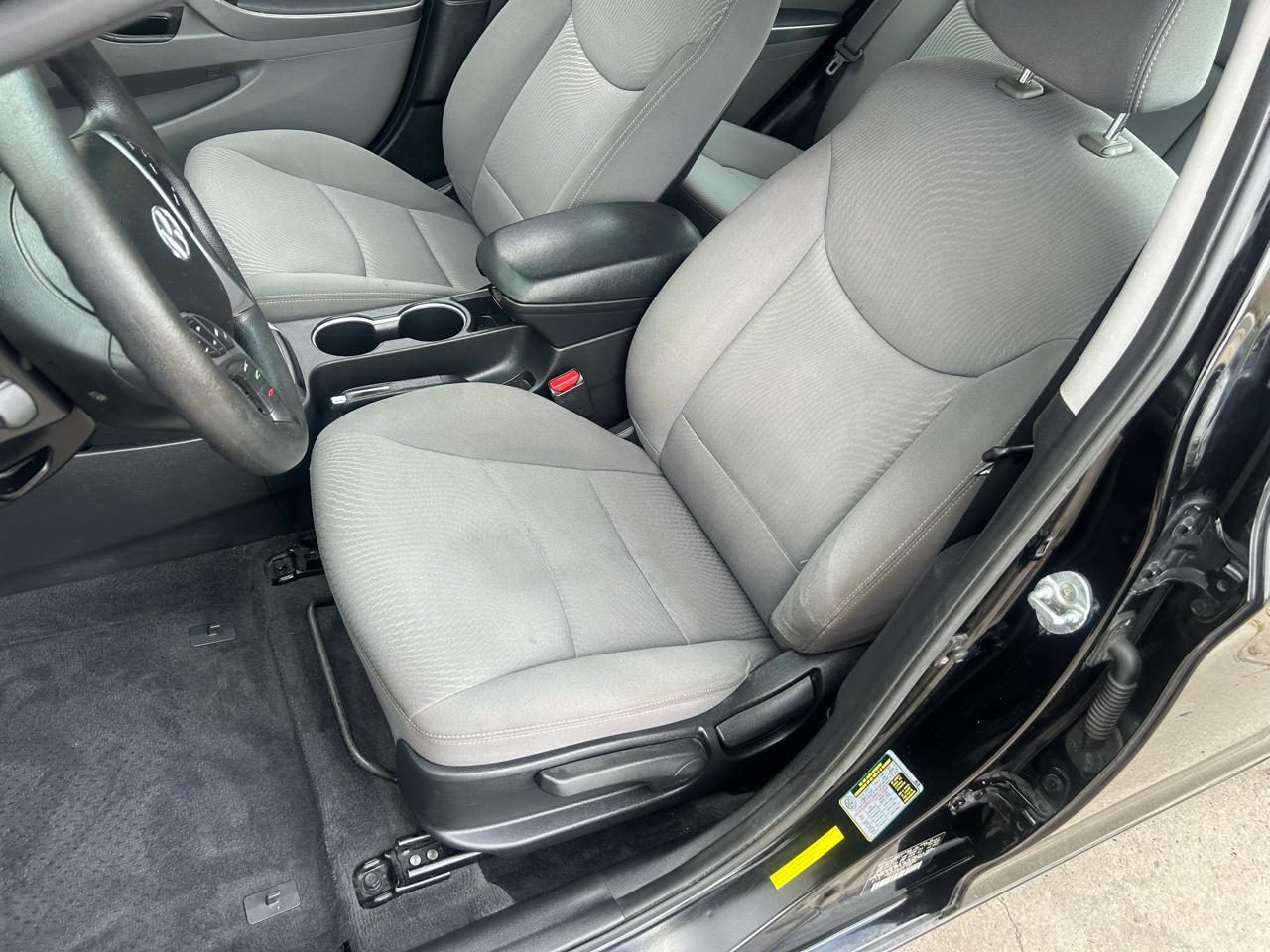 Hyundai Elantra 4dr Sdn Auto SE (Ulsan Plant) 2015