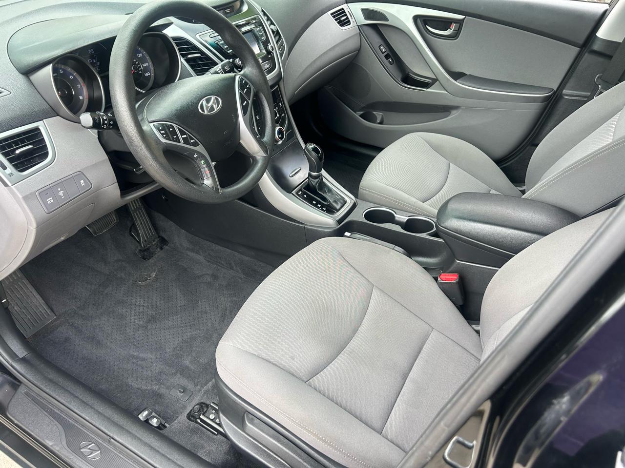 Hyundai Elantra 4dr Sdn Auto SE (Ulsan Plant) 2015