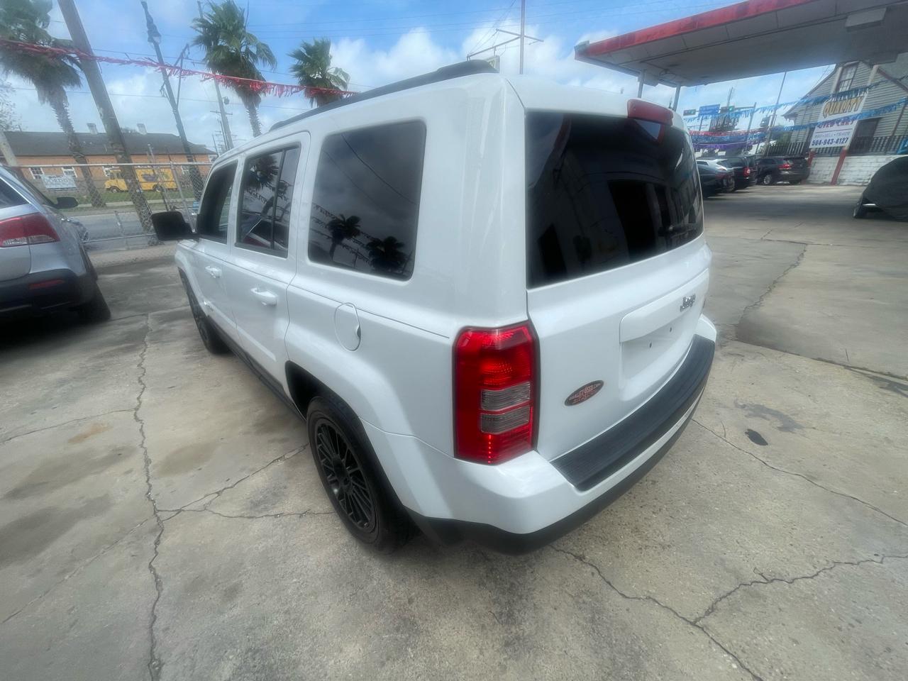 Jeep Patriot FWD 4dr High Altitude Edition 2015