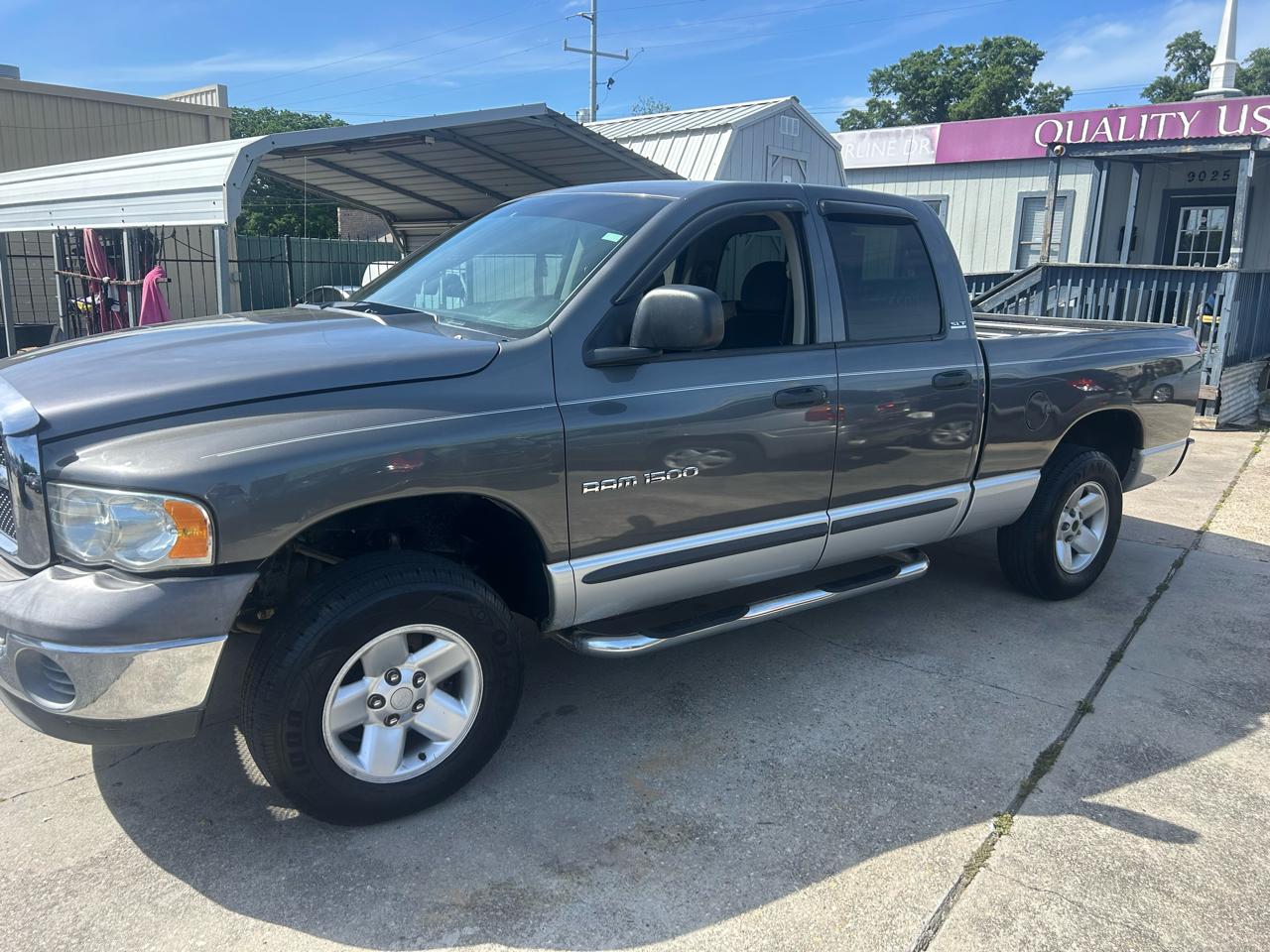 2002 Dodge Ram 1500 4dr Quad Cab 140" WB