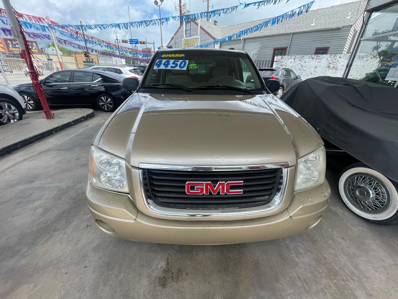 GMC Envoy 4dr 2WD SLE 2004