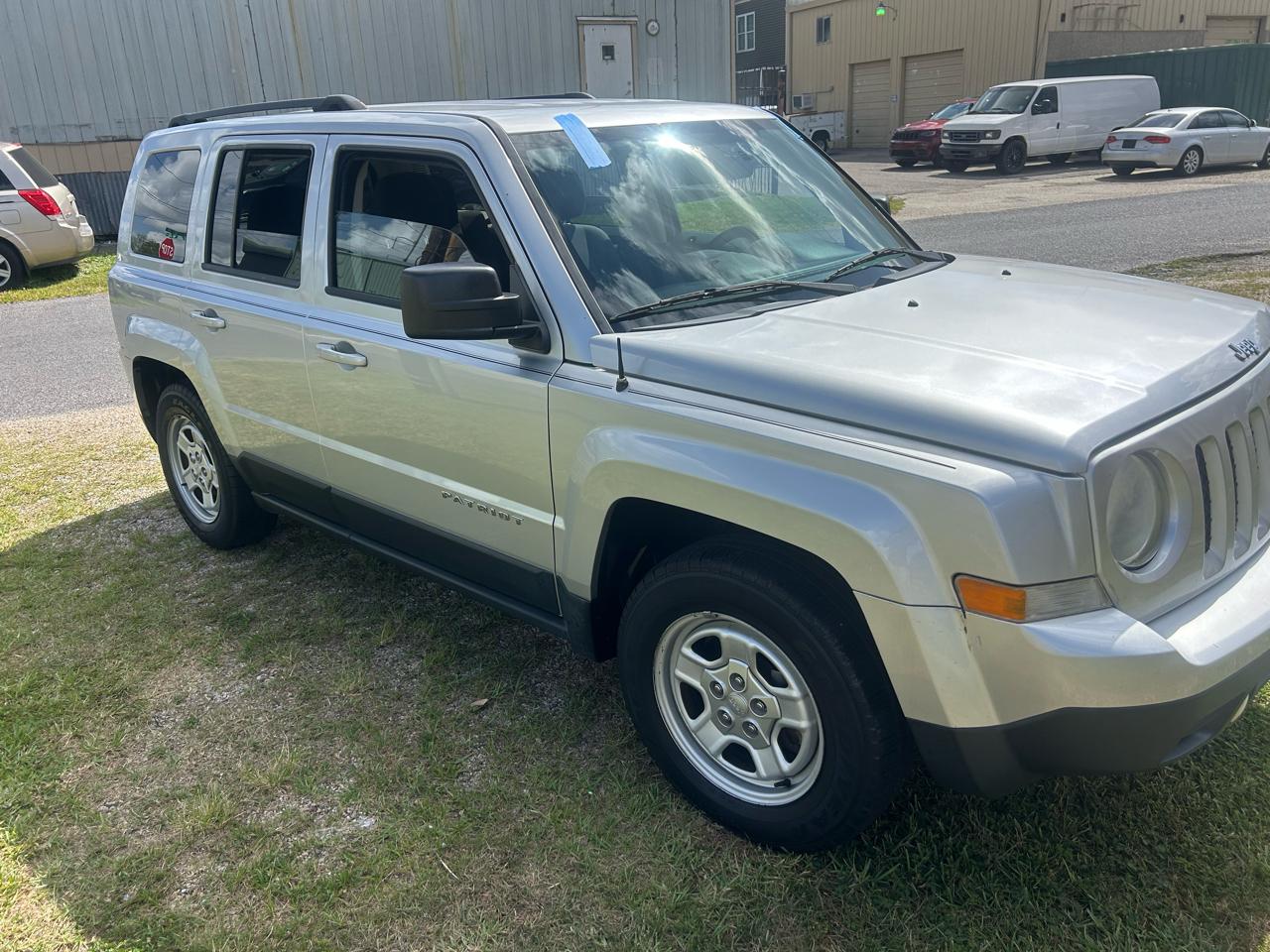 Jeep Patriot FWD 4dr Sport 2013
