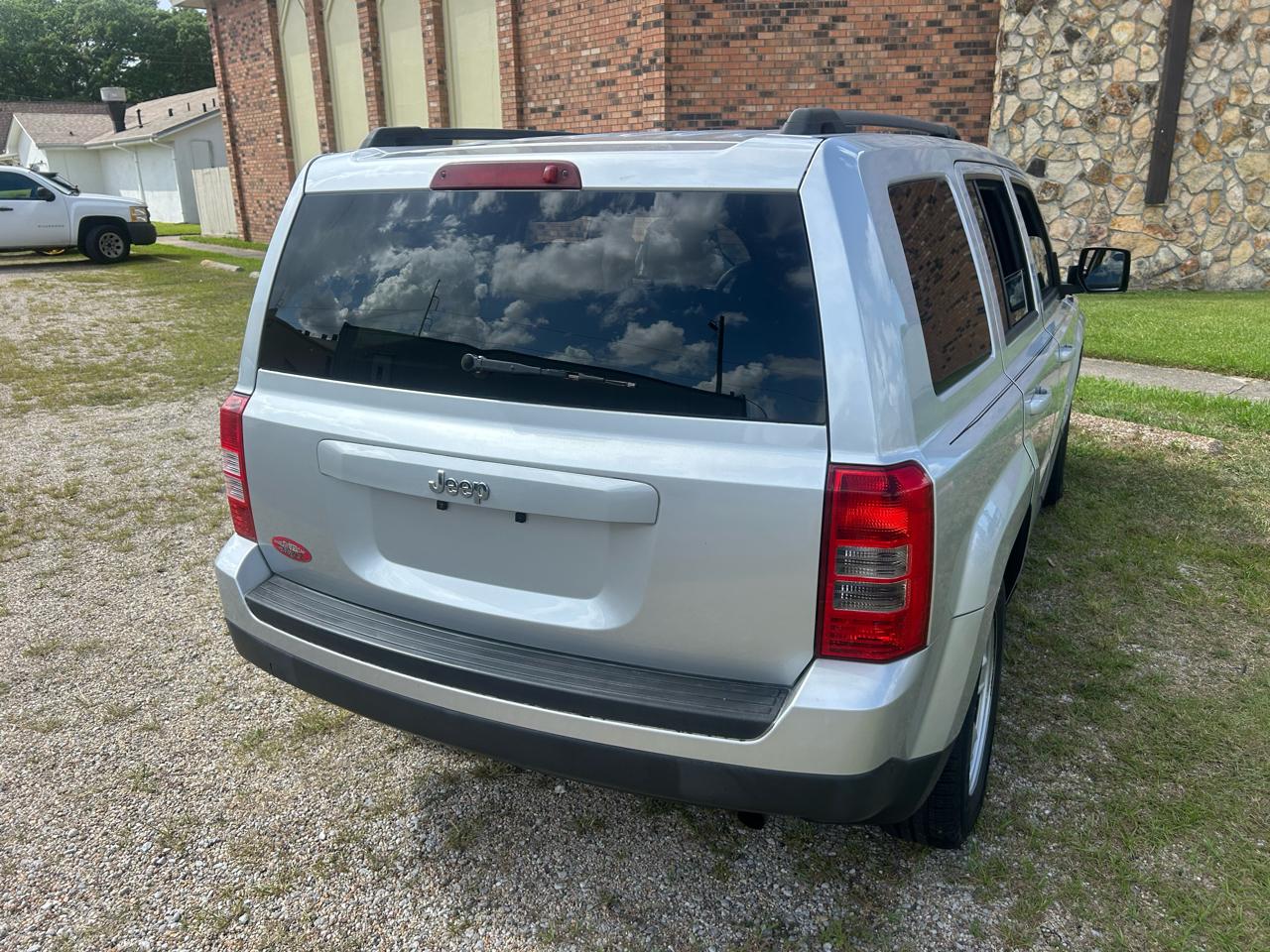 Jeep Patriot FWD 4dr Sport 2013