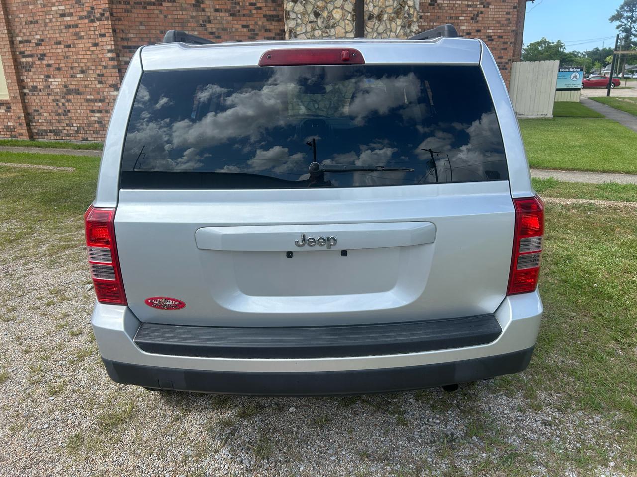 Jeep Patriot FWD 4dr Sport 2013