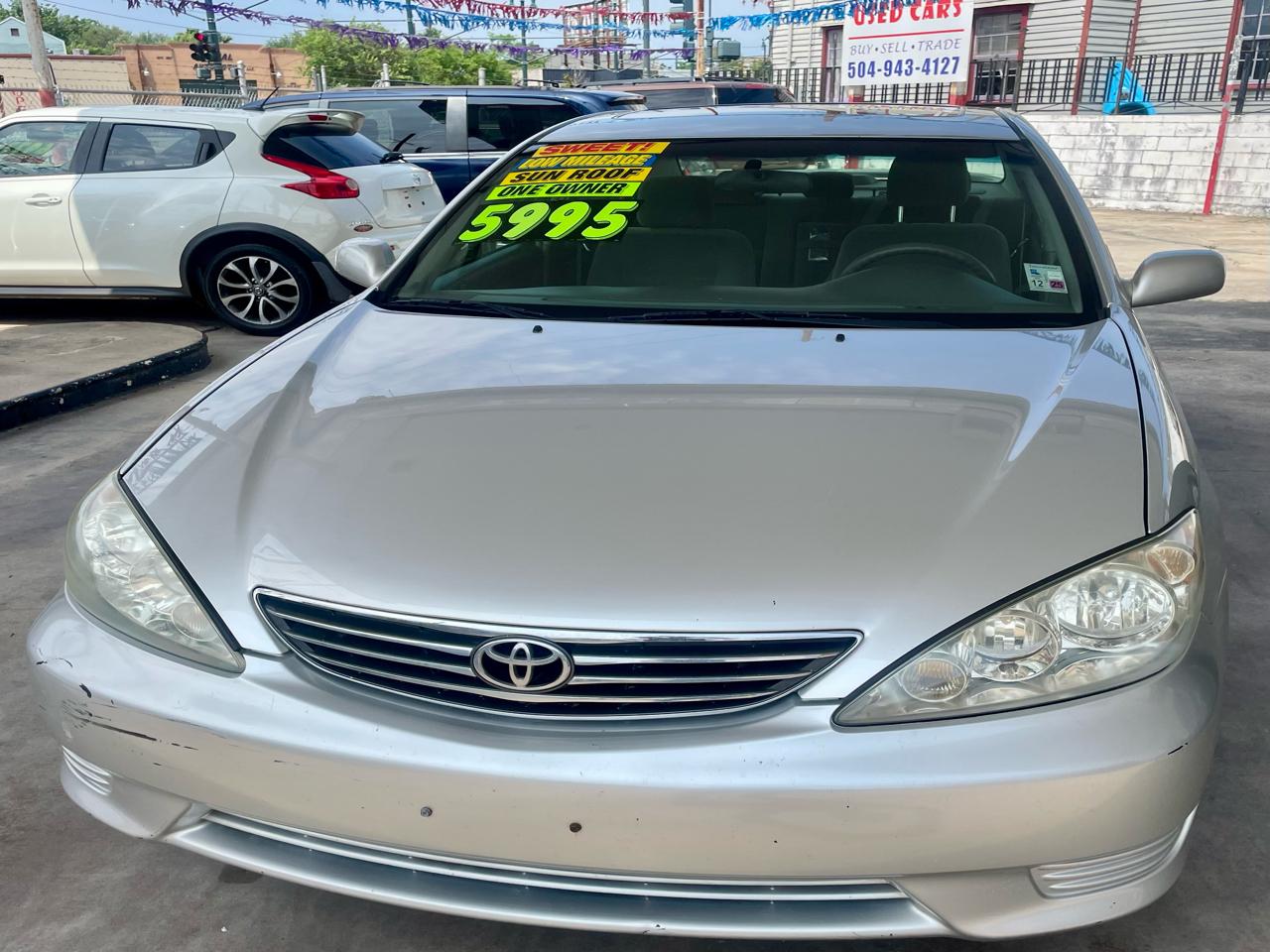 Toyota Camry 4dr Sdn XLE Auto (Natl) 2005