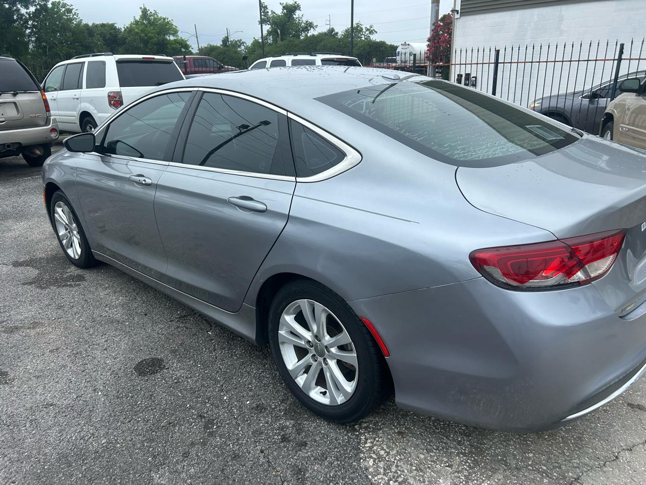 Chrysler 200 4dr Sdn Limited FWD 2015