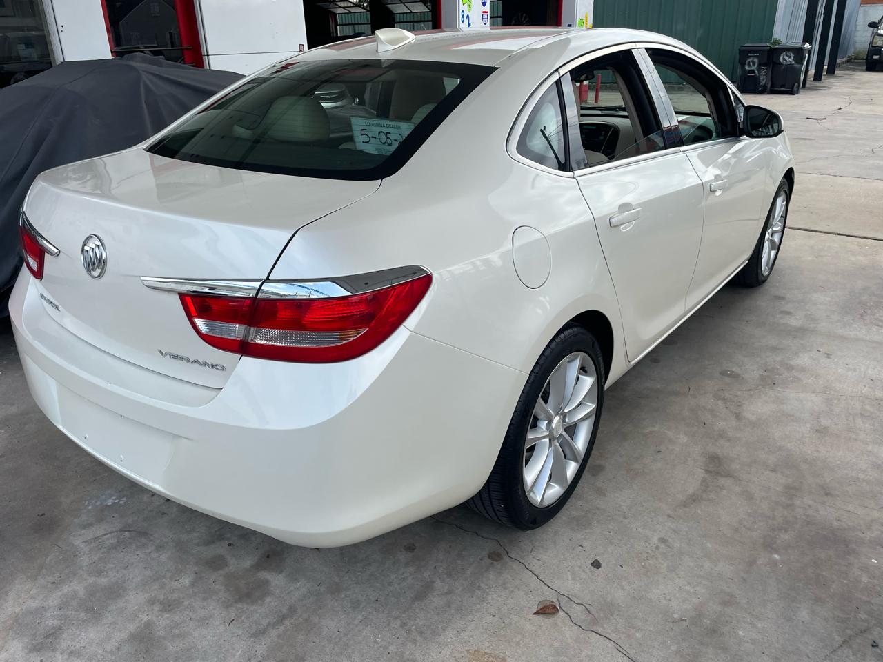 Buick Verano 4dr Sdn w/1SD 2015
