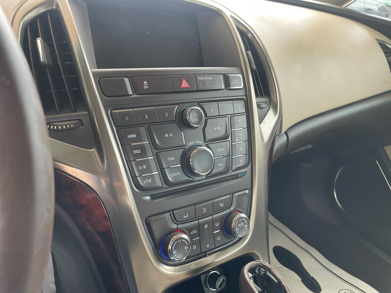 Buick Verano 4dr Sdn w/1SD 2015