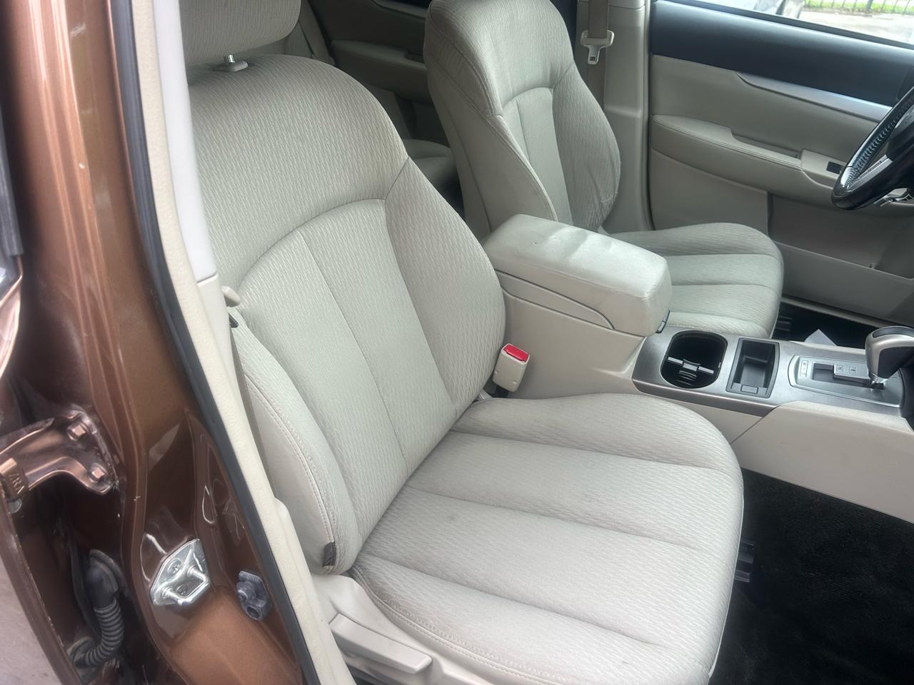 Subaru Outback 4dr Wgn H4 Auto 2.5i Prem 2011