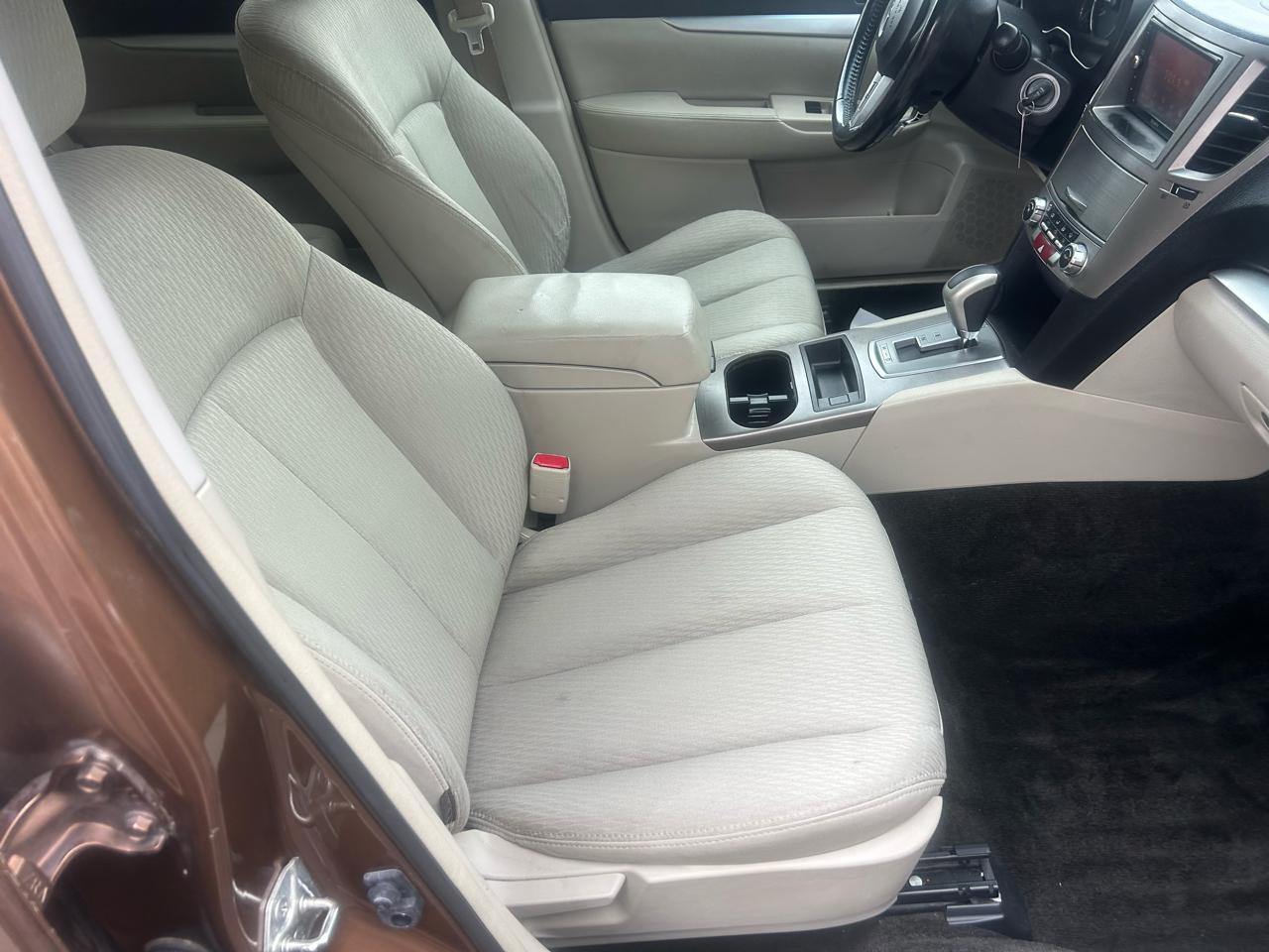 Subaru Outback 4dr Wgn H4 Auto 2.5i Prem 2011