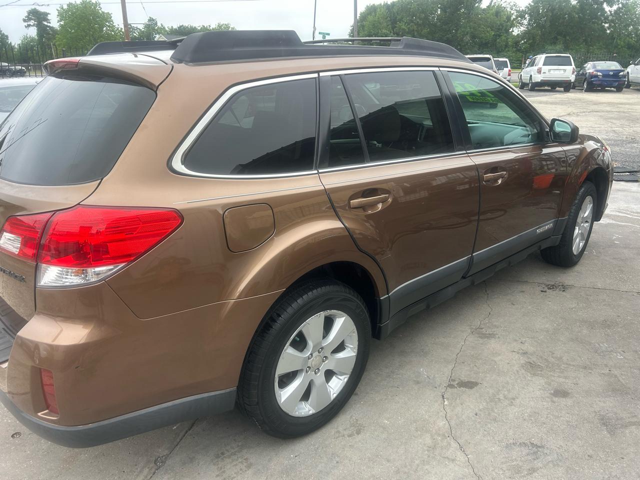 Subaru Outback 4dr Wgn H4 Auto 2.5i Prem 2011