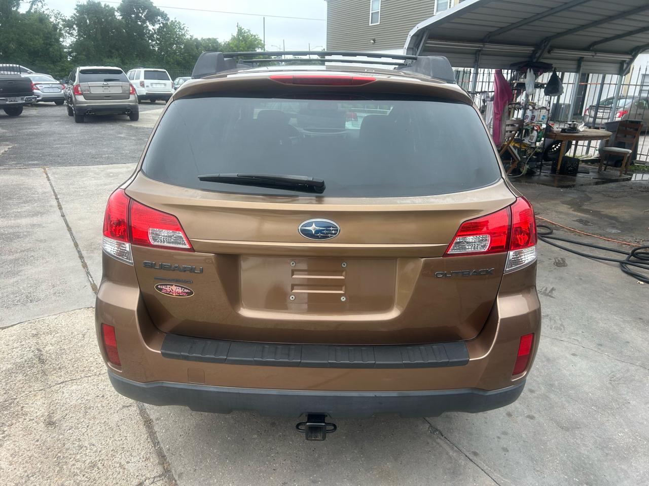 Subaru Outback 4dr Wgn H4 Auto 2.5i Prem 2011