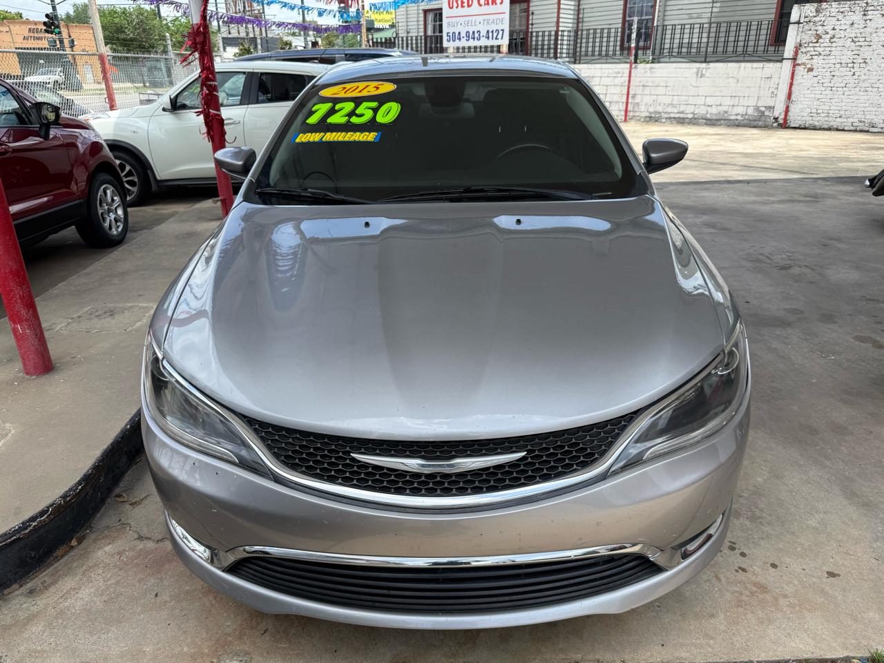 Chrysler 200 4dr Sdn Limited FWD 2015
