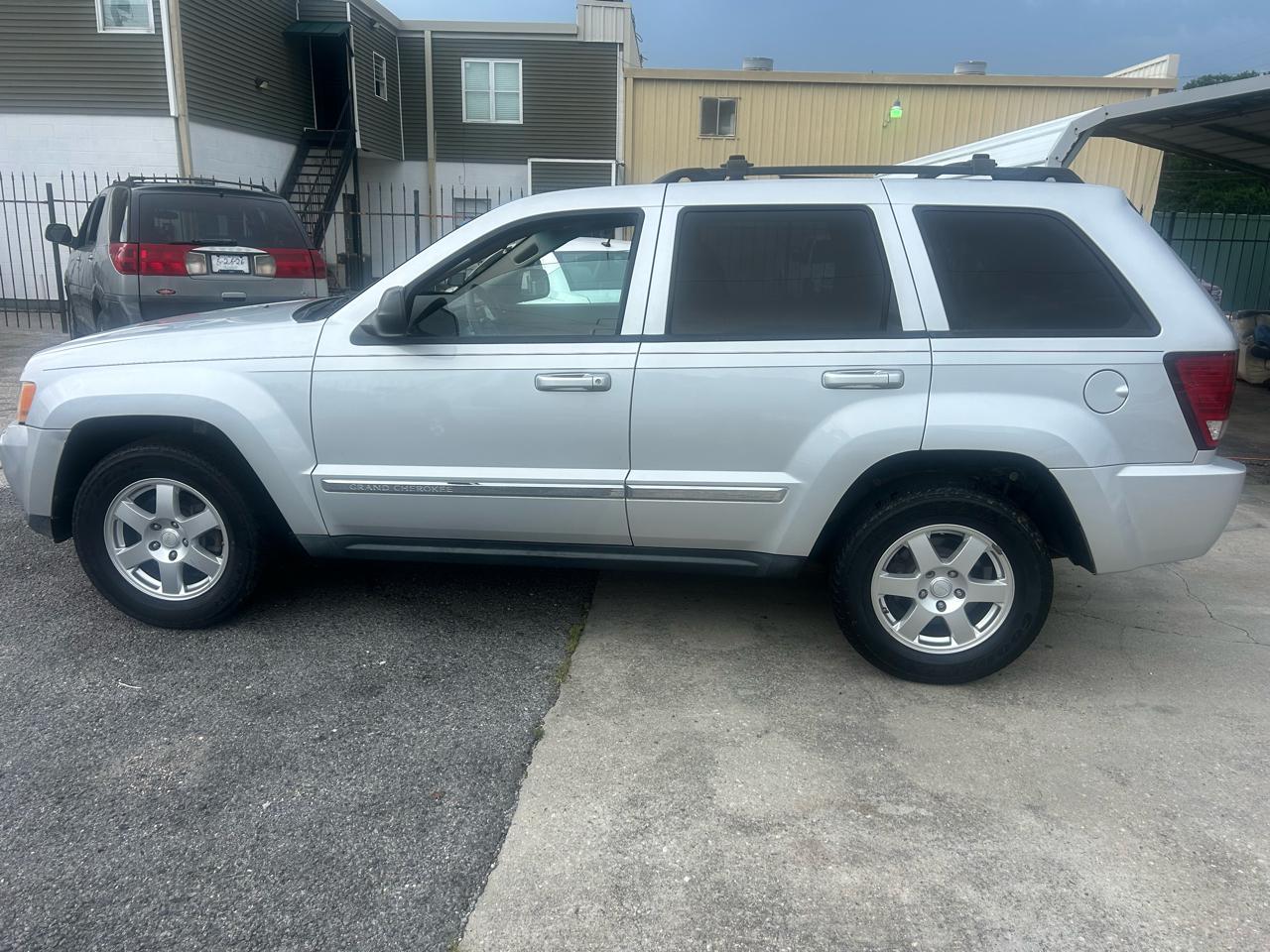 Jeep Grand Cherokee RWD 4dr Laredo 2010