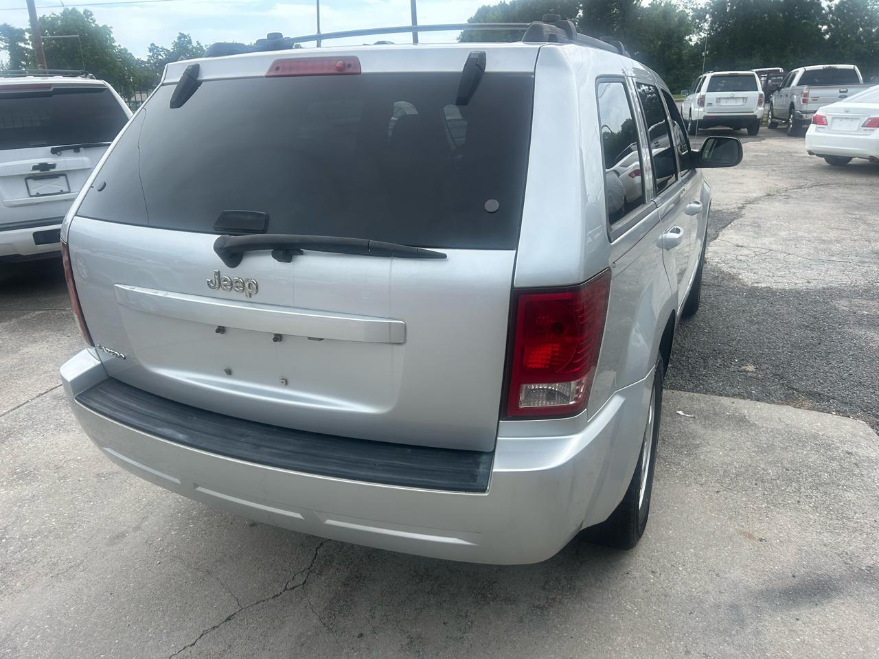 Jeep Grand Cherokee RWD 4dr Laredo 2010