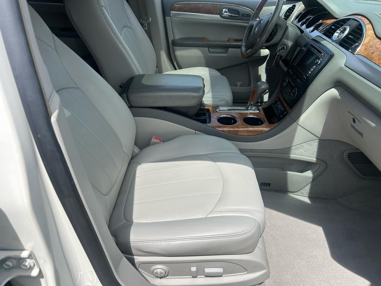 Buick Enclave FWD 4dr CXL w/1XL 2010