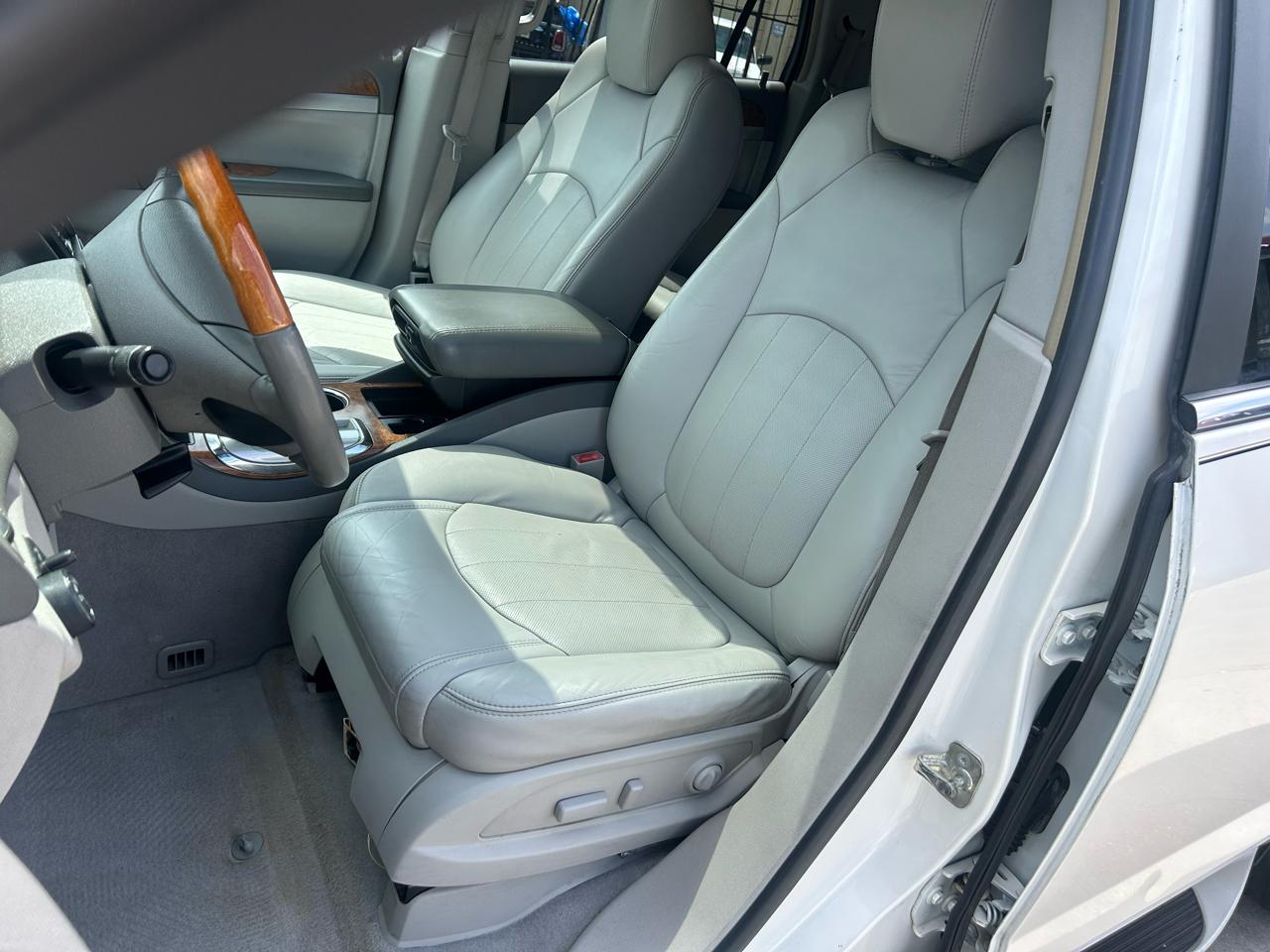 Buick Enclave FWD 4dr CXL w/1XL 2010