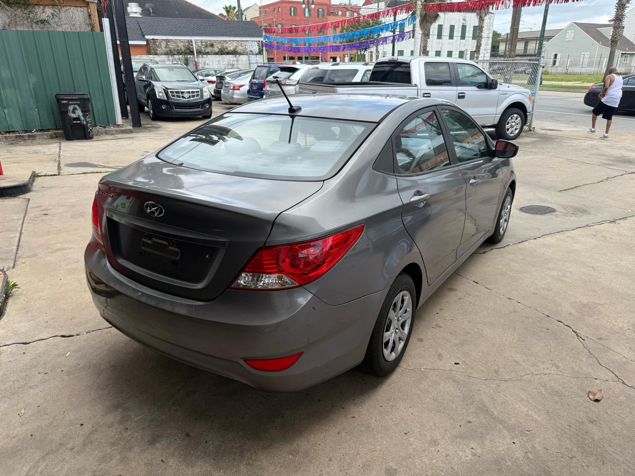 Hyundai Accent 4dr Sdn Auto GLS 2014