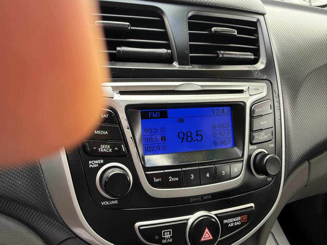Hyundai Accent 4dr Sdn Auto GLS 2014