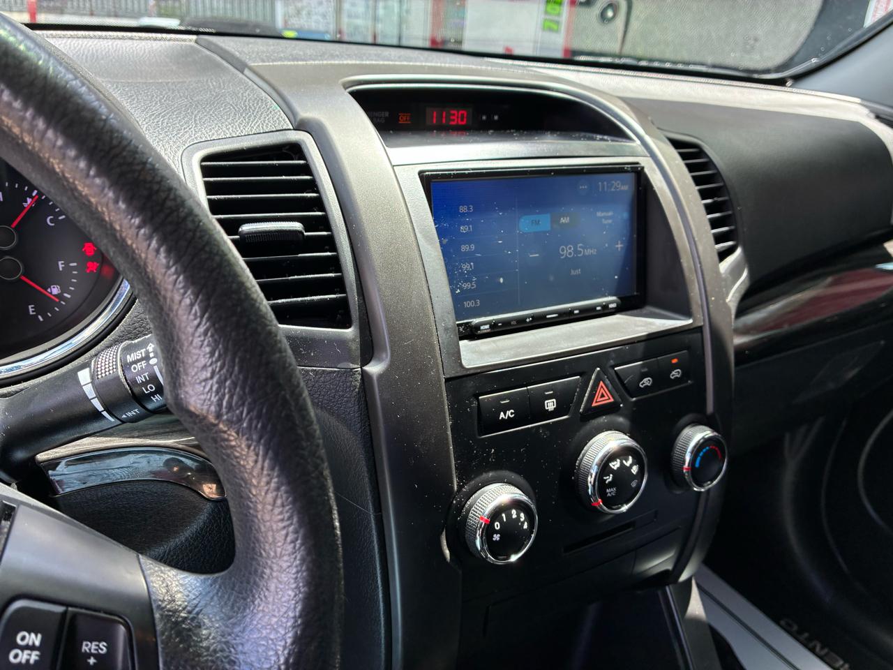 Kia Sorento 2WD 4dr I4 LX 2013