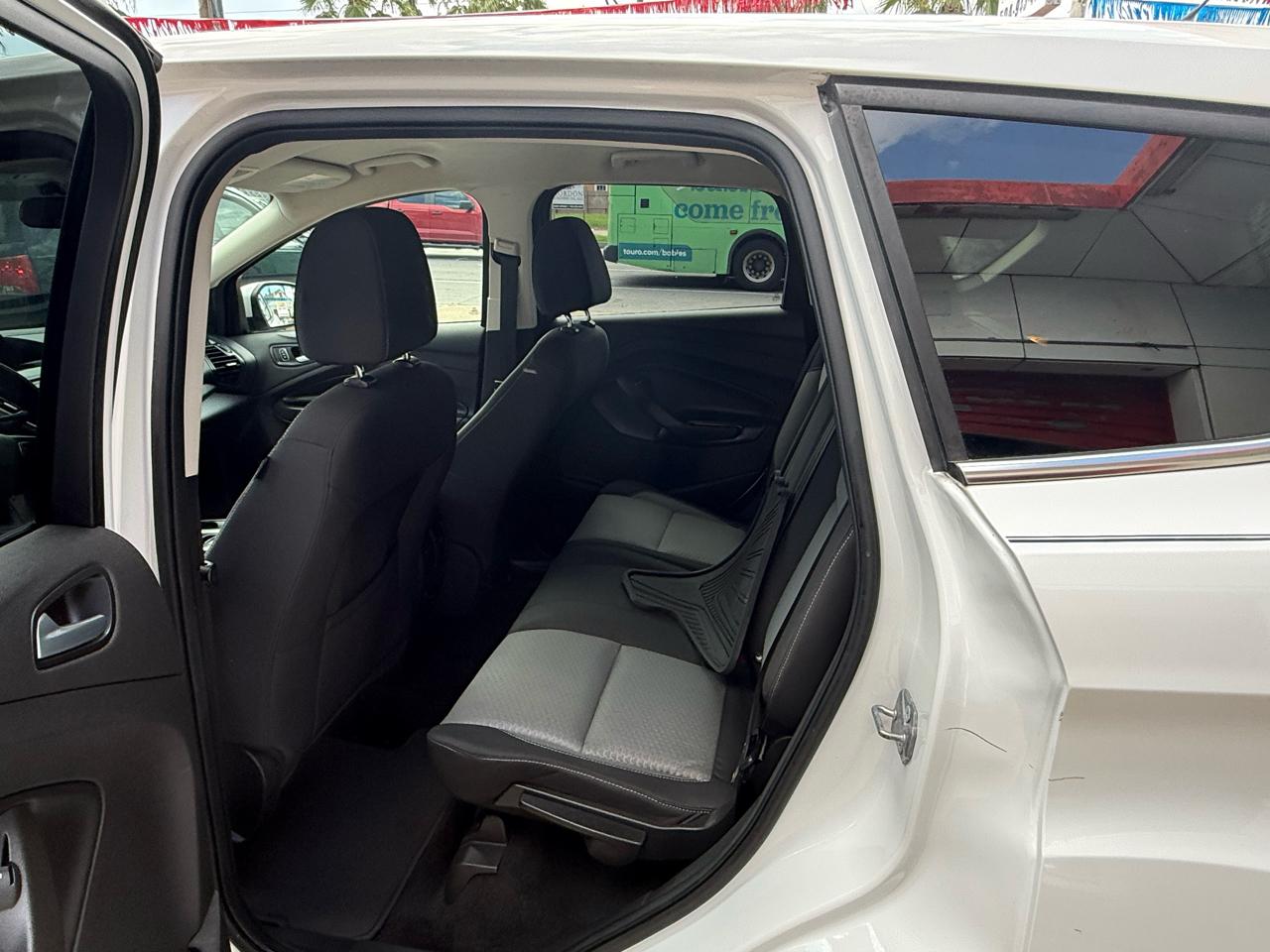 Ford Escape SE 4WD 2017