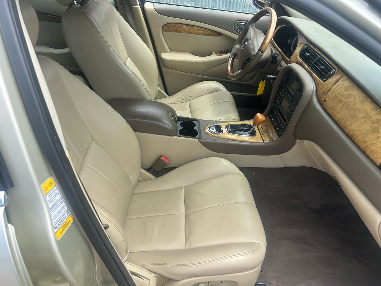 Jaguar S-Type 4dr Sdn 4.2 2006