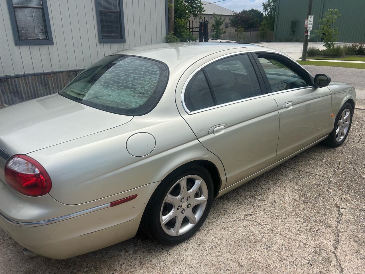 Jaguar S-Type 4dr Sdn 4.2 2006