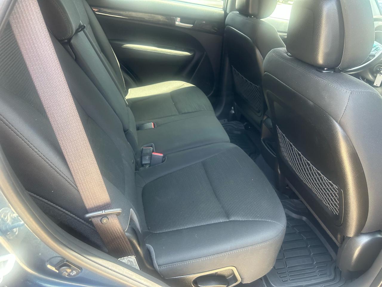 Kia Sorento 2WD 4dr I4 LX 2014