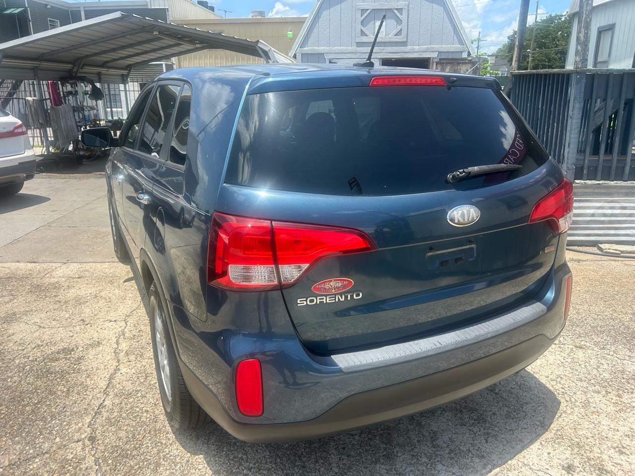 Kia Sorento 2WD 4dr I4 LX 2014