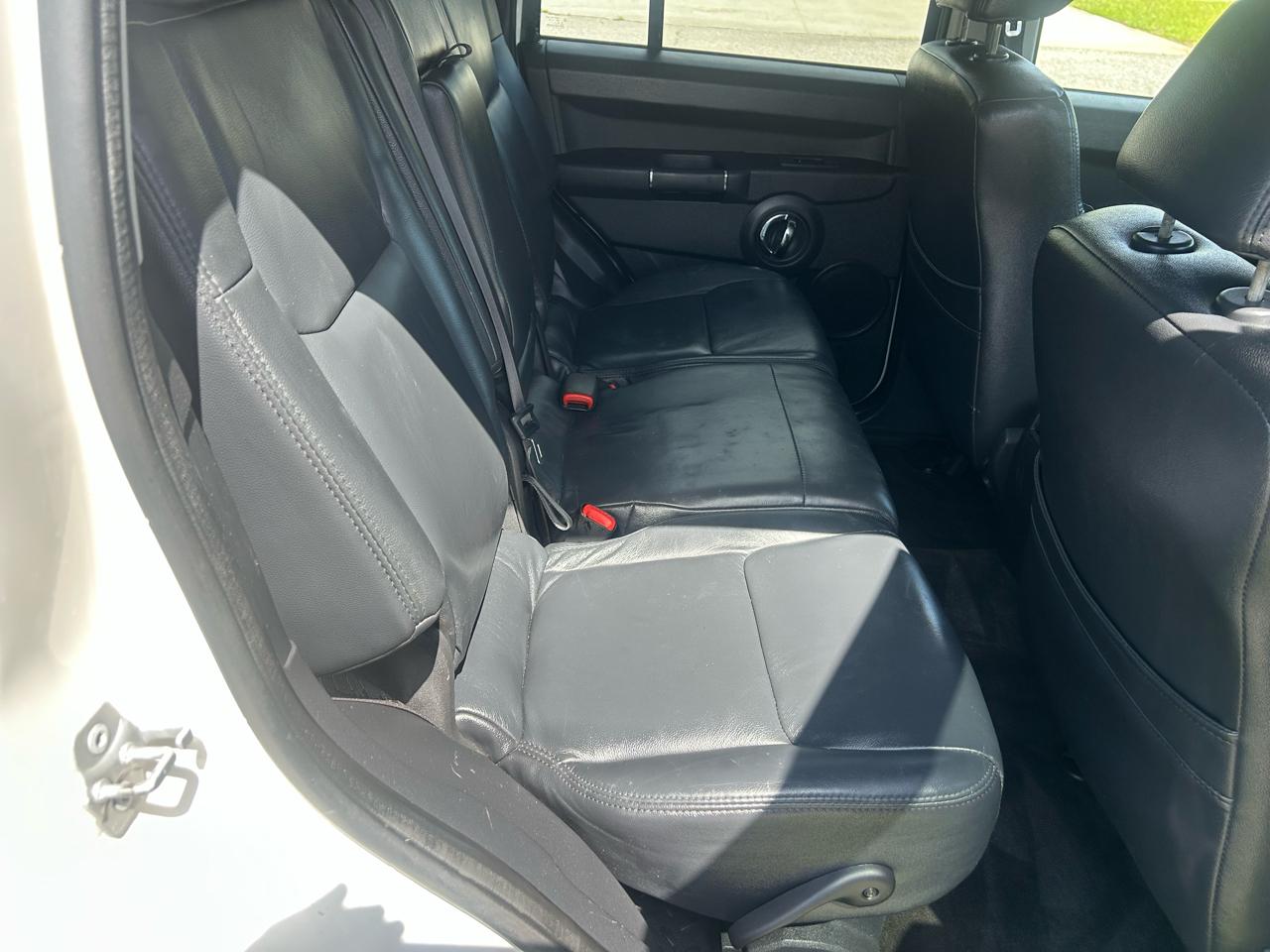 Jeep Commander 4WD 4dr Sport 2010