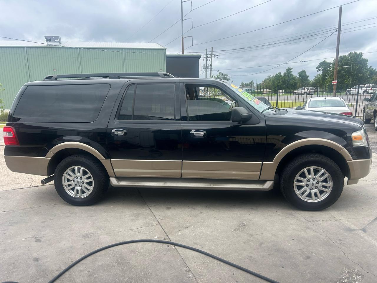 Ford Expedition EL 2WD 4dr King Ranch 2014