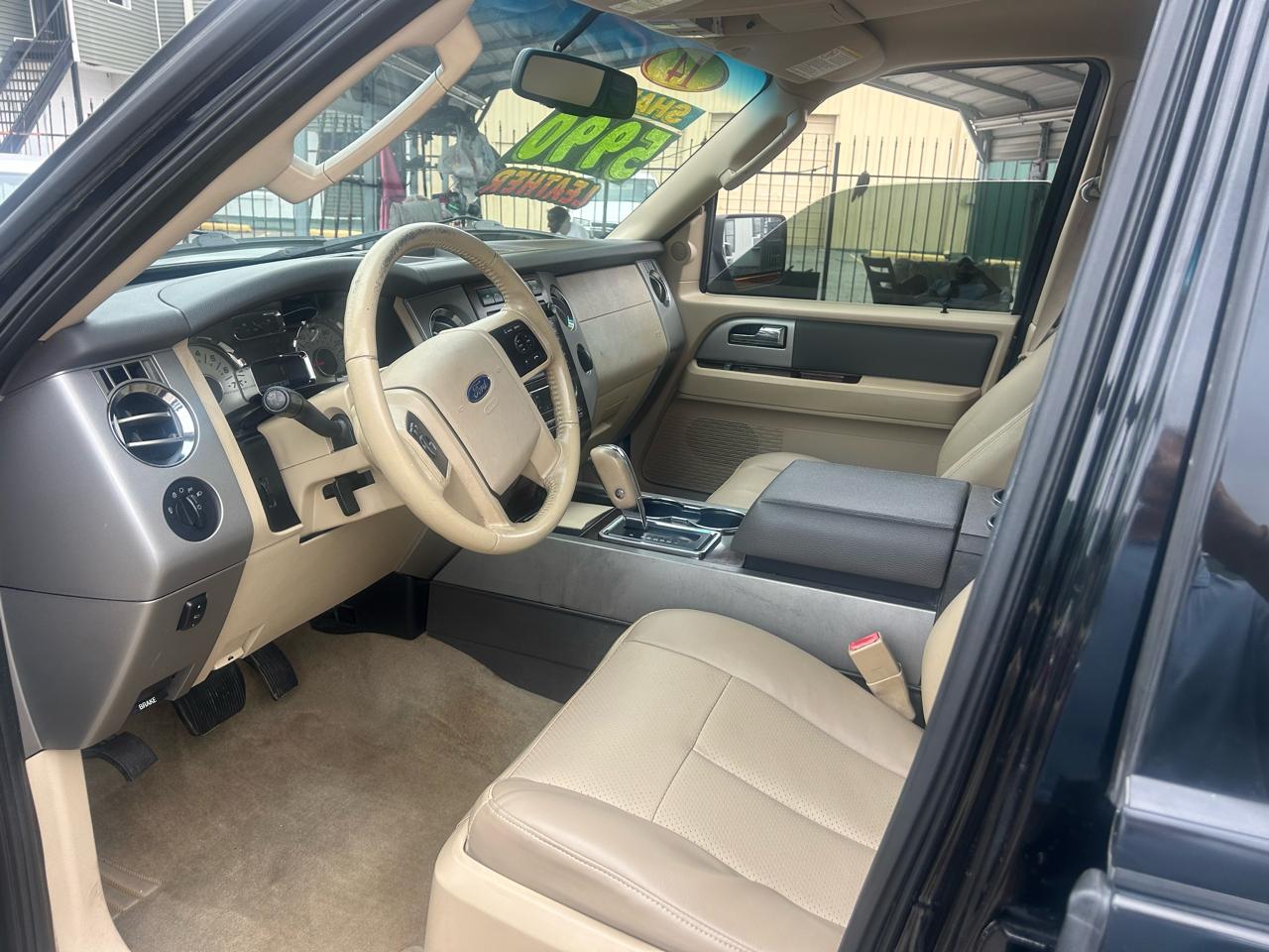 Ford Expedition EL 2WD 4dr King Ranch 2014