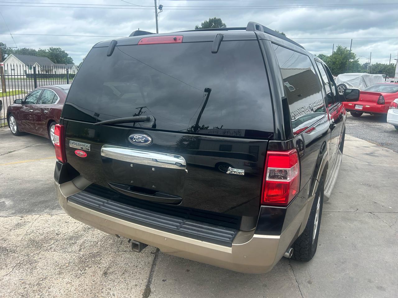 Ford Expedition EL 2WD 4dr King Ranch 2014