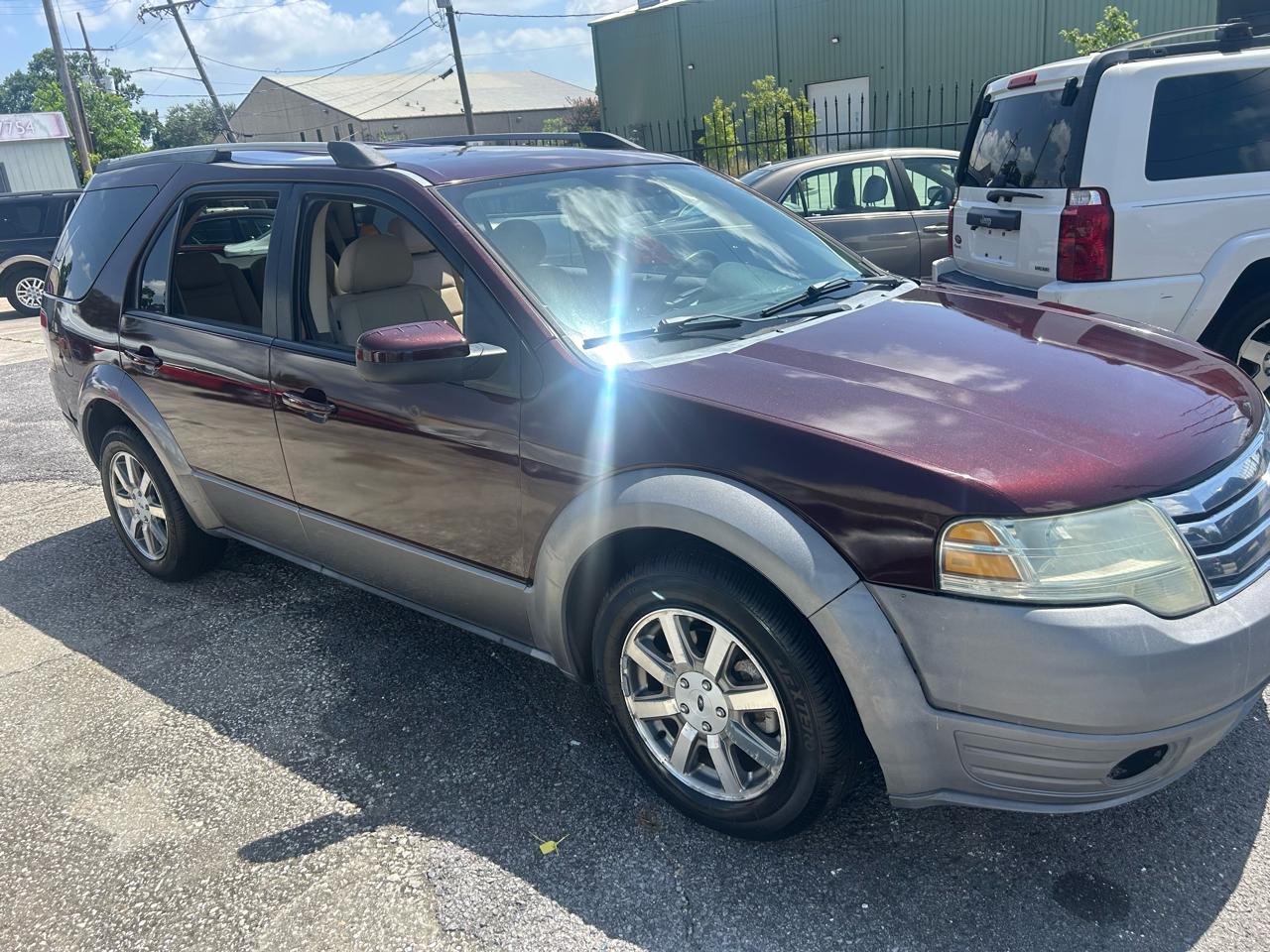 Ford Taurus X 4dr Wgn SEL FWD 2008