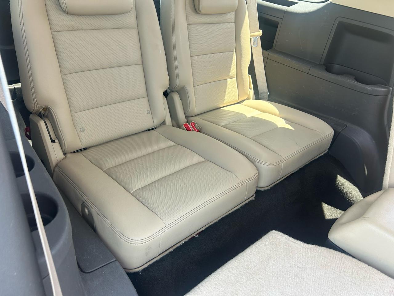 Ford Taurus X 4dr Wgn SEL FWD 2008