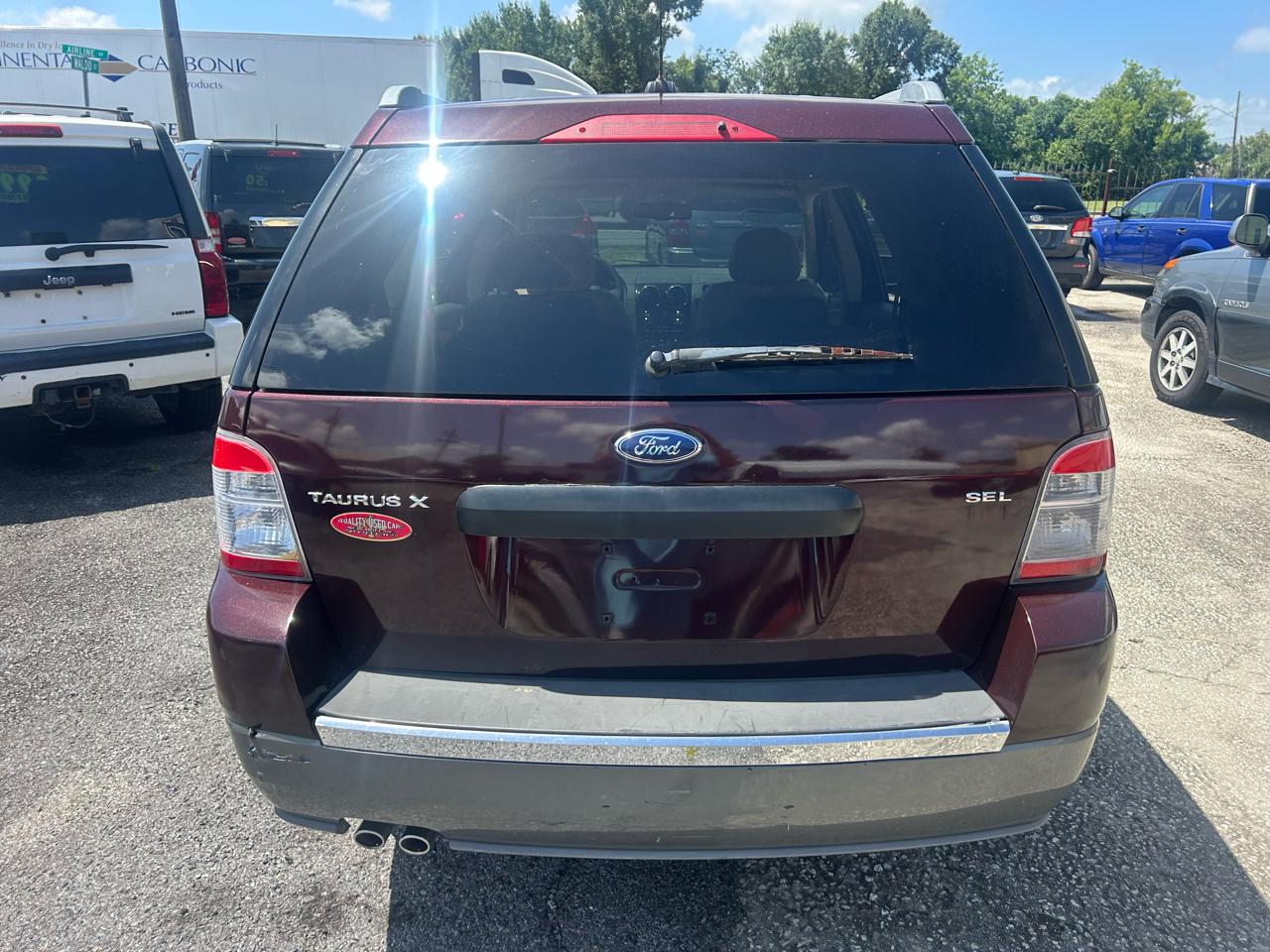 Ford Taurus X 4dr Wgn SEL FWD 2008