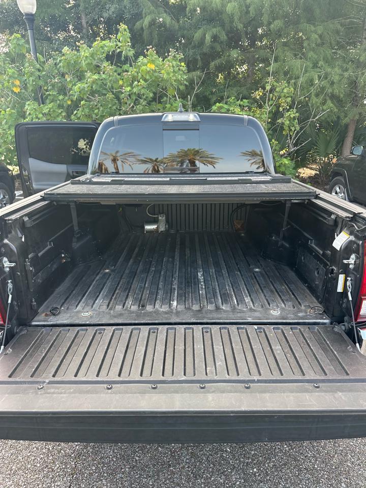 Toyota Tacoma 2WD TRD Off Road Double Cab 5' Bed V6 AT (Natl) 2021
