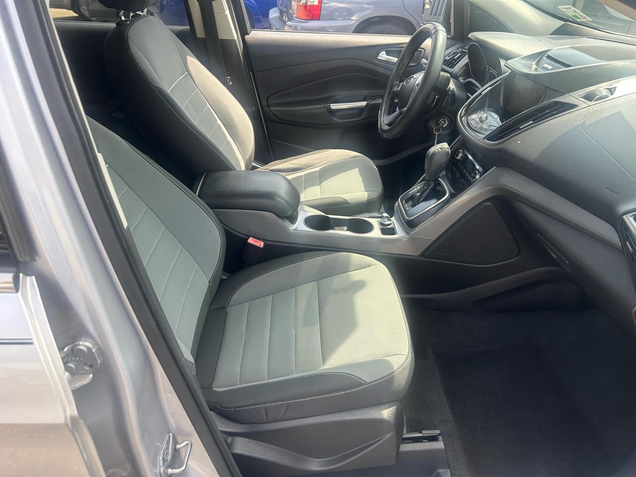 Ford Escape FWD 4dr SE 2013