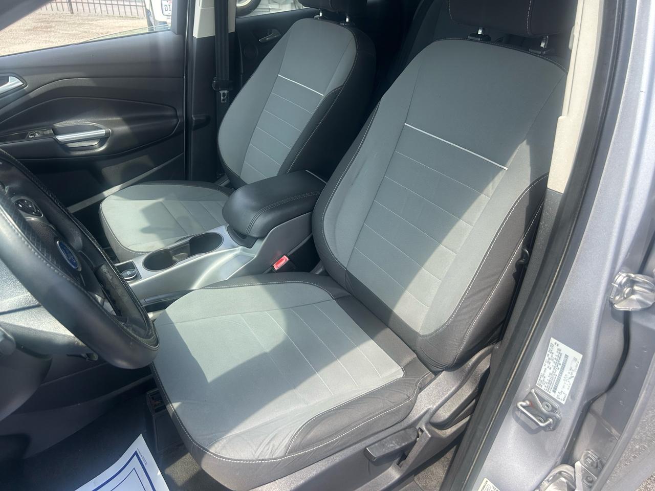 Ford Escape FWD 4dr SE 2013