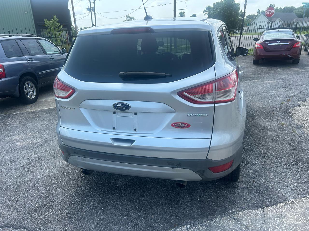 Ford Escape FWD 4dr SE 2013