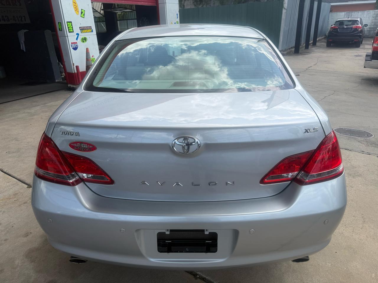 Toyota Avalon 4dr Sdn Touring (Natl) 2006