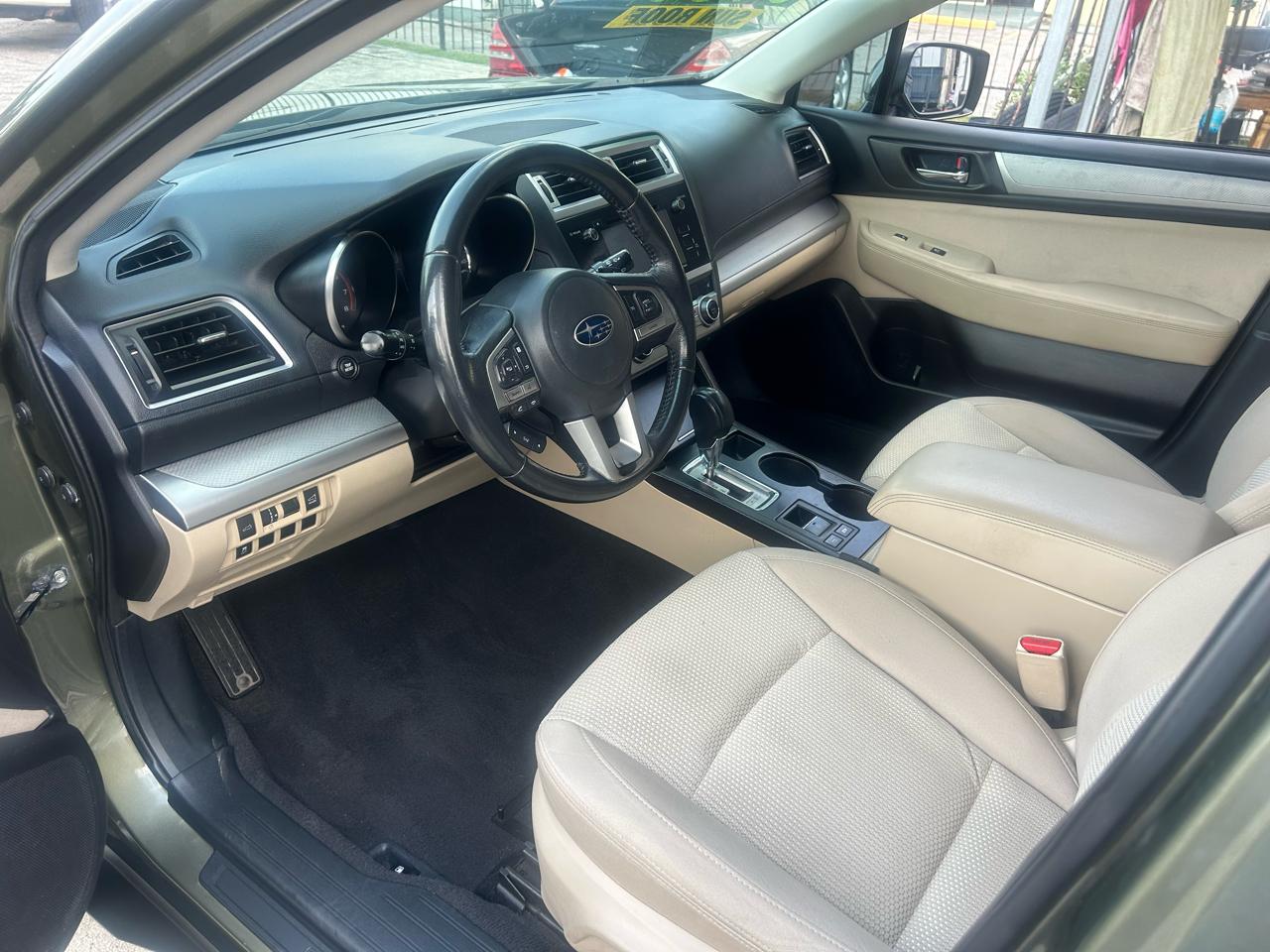 Subaru Outback 2.5i Premium 2017