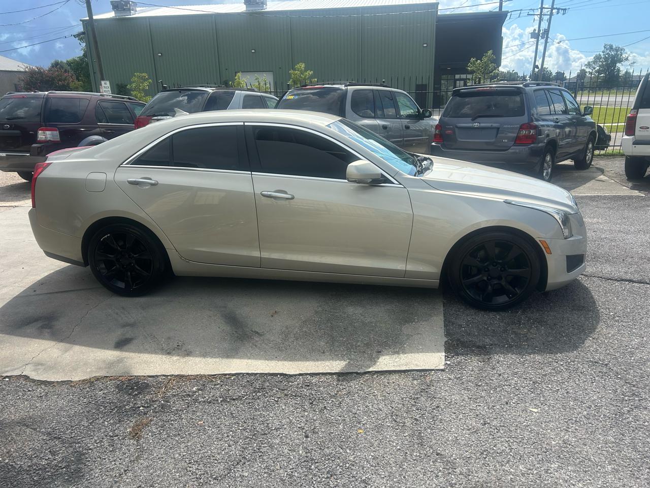 Cadillac ATS 4dr Sdn 2.0L Luxury RWD 2014