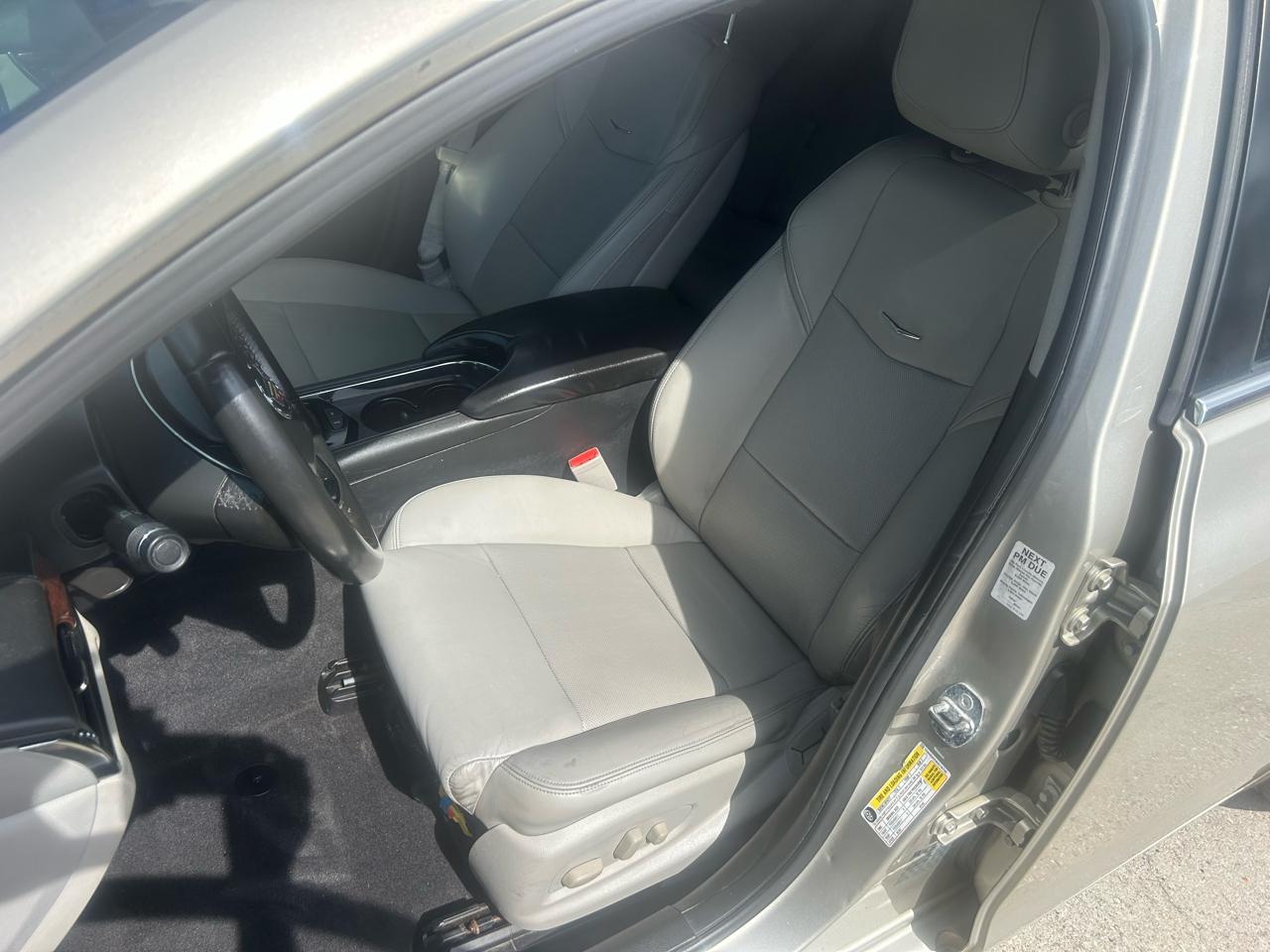 Cadillac ATS 4dr Sdn 2.0L Luxury RWD 2014